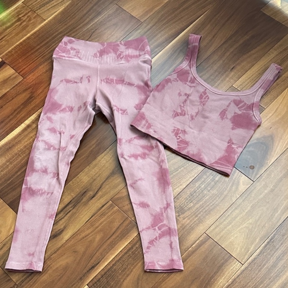 Avocado Pink Tie-Dye Sports Bra and Leggings Set